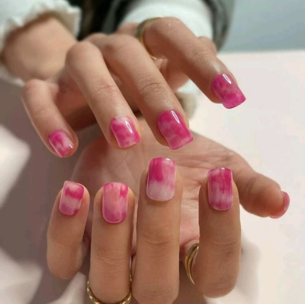 24pc red short square tie dye fake nail set